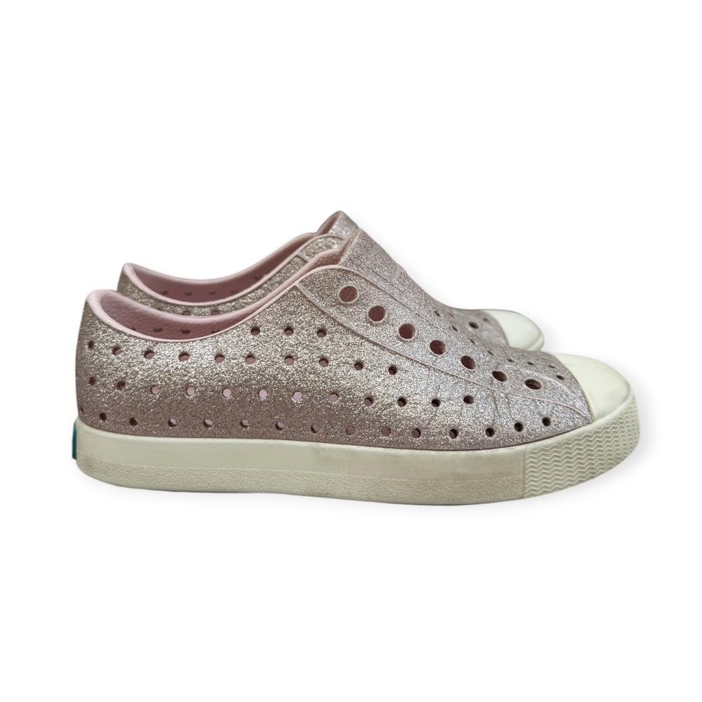 Native Jefferson Bling Pink Rose Gold Glitter Slip On Shoes Kids C11 Sneaker - Picture 3 of 5